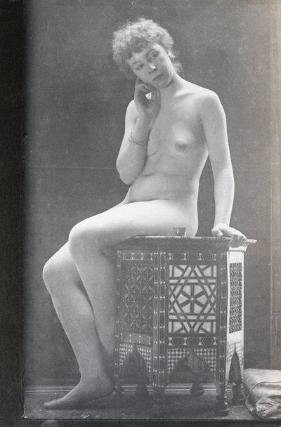 Nudo seduto da Edward Linley Sambourne